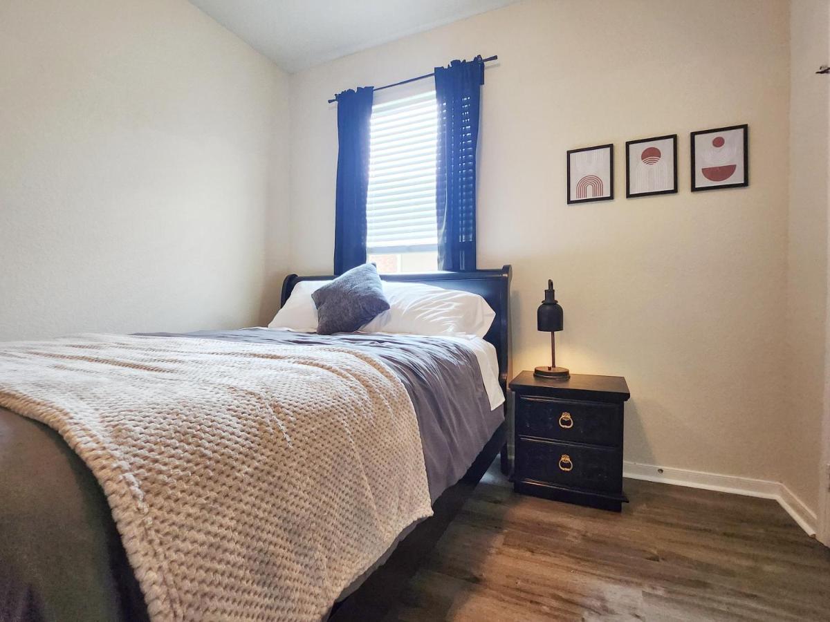 4 Bedroom Home Near Downtown Med Center Nrg Stadium Pearland Skyview Long By Ion Rentals 휴스턴 외부 사진