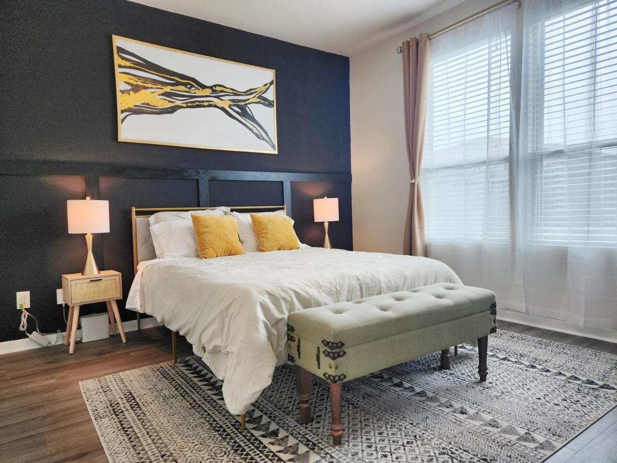 4 Bedroom Home Near Downtown Med Center Nrg Stadium Pearland Skyview Long By Ion Rentals 휴스턴 외부 사진