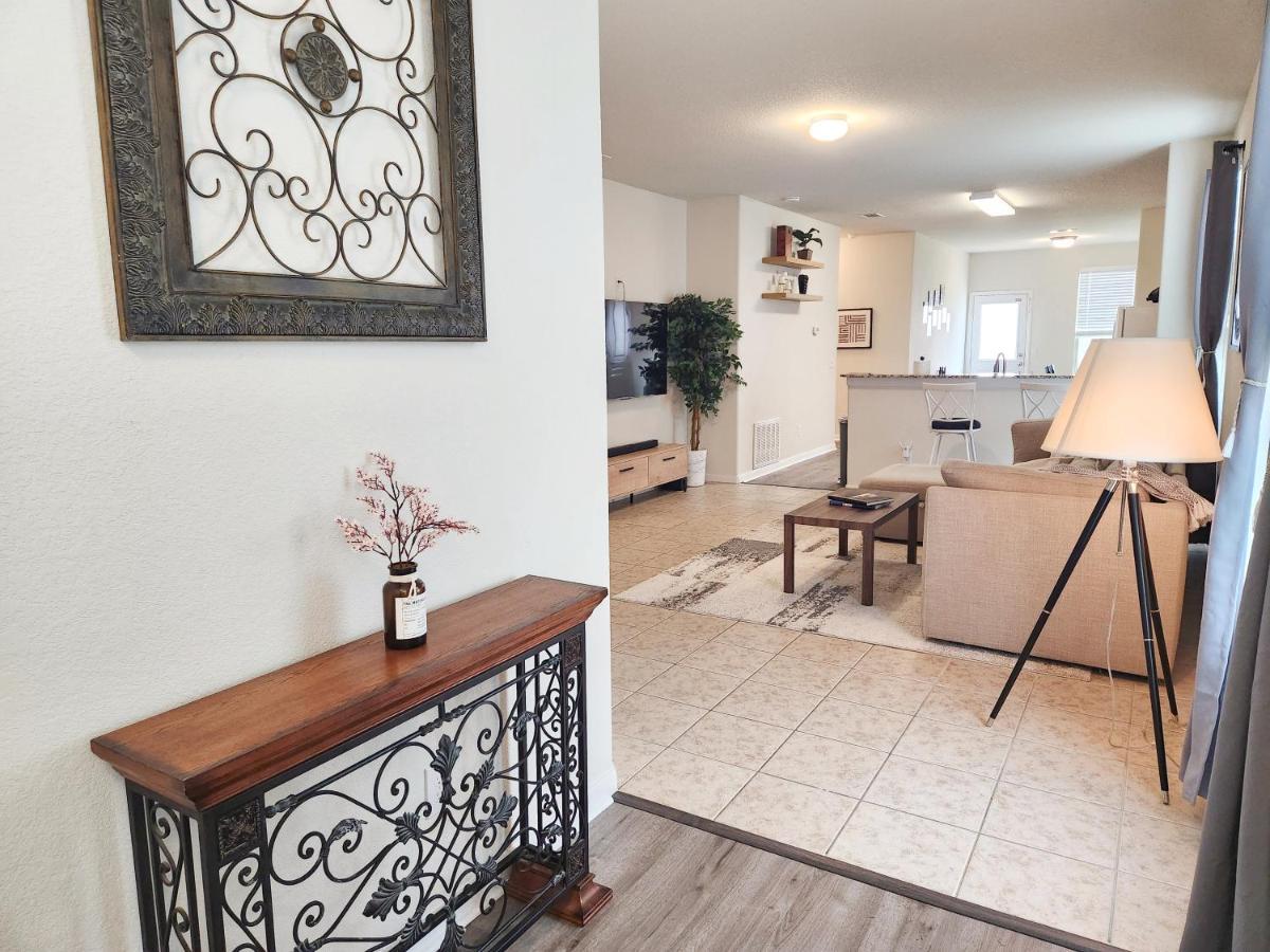 4 Bedroom Home Near Downtown Med Center Nrg Stadium Pearland Skyview Long By Ion Rentals 휴스턴 외부 사진